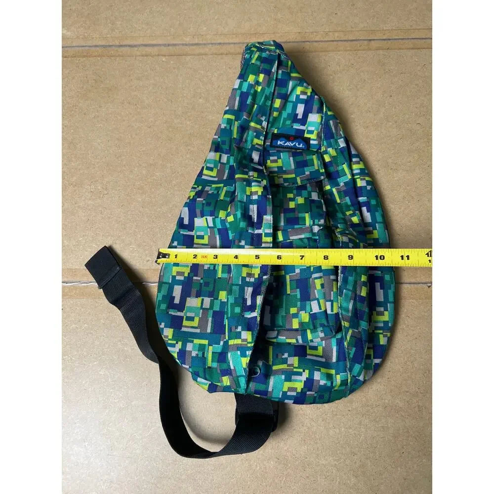KAVU Rope Sling Bag Jungle Tropical Print Crossbody Backpack Green Travel Bag